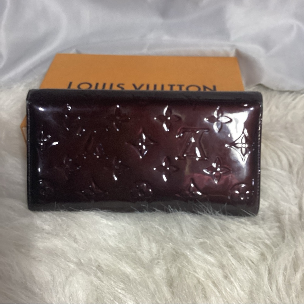 Louis Vuitton Portefeuile Sarah Monogram Vernis Long Wallet Armaranth Color - Picture 3 of 14